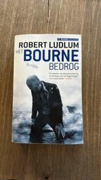 Robert Ludlum - Het Bourne bedrog, Ophalen of Verzenden, Zo goed als nieuw, Nederland, Robert Ludlum