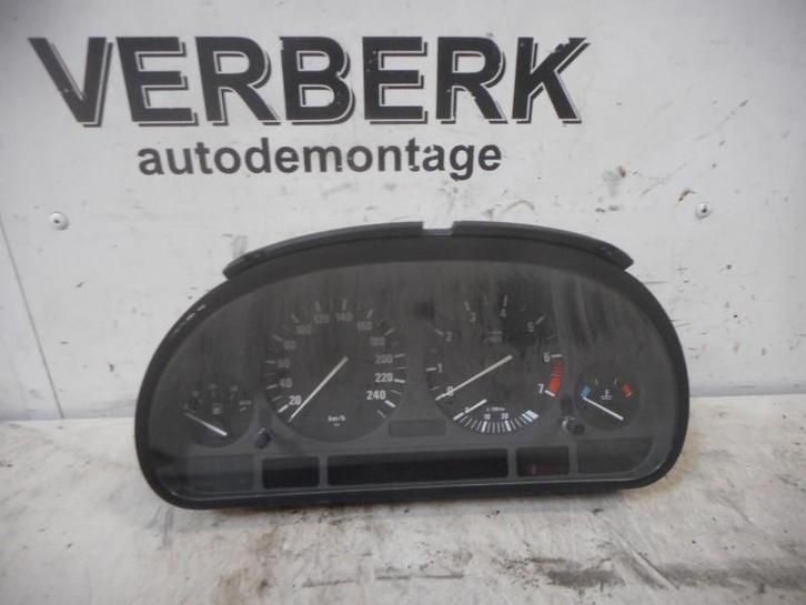 Cockpit BMW 5 serie (E39) (1995-09/2000-08) 62118370082, Auto-onderdelen, Interieur en Bekleding, BMW, Gebruikt