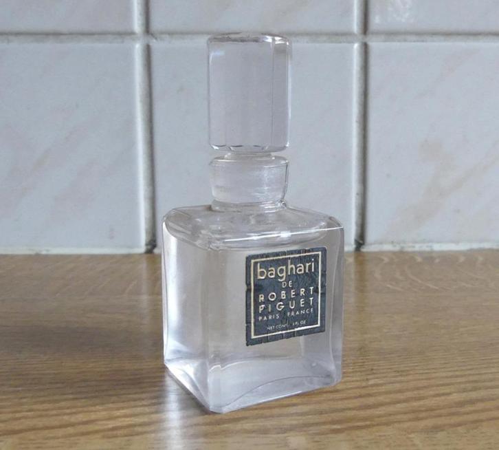 Robert Puget Baghari parfumflesje dummy flesje factice?, Verzamelen, Merken en Reclamevoorwerpen, Gebruikt, Verpakking, Ophalen of Verzenden