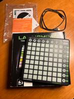 Novation Launchpad mk1 met originele doos en toebehoren, Muziek en Instrumenten, Midi-apparatuur, Ophalen of Verzenden, Zo goed als nieuw