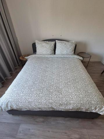 HAUGA Bed 160x200 + Matras & Lades beschikbaar voor biedingen