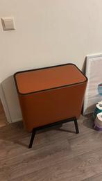 Prullenbak op pootjes, Ophalen, Kunststof, 40 liter of meer, Zo goed als nieuw