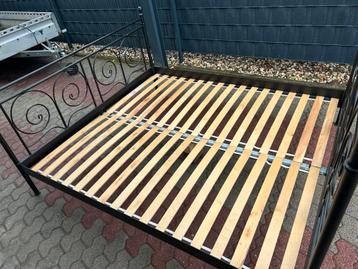 IKEA Noresund Bedframe + Sultan lattenbodems - afbeelding 2