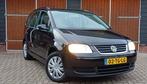 Volkswagen Touran 1.6-16V FSI Business Automaat, Airco, Crui, Automaat, 4 cilinders, Electronic Stability Program (ESP), Zwart