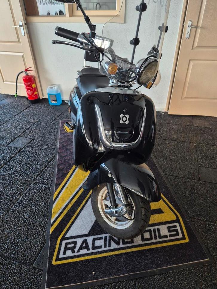 AGM Retro Snor, Fietsen en Brommers, Snorfietsen en Snorscooters, Zo goed als nieuw, Overige merken, Benzine, Ophalen