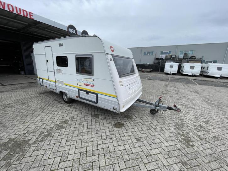 Bürstner Ventana Avantgarde 420 Voortent, Dwarsbed, Caravans en Kamperen, Caravans, Bedrijf, tot en met 4, 750 - 1000 kg, Standaardzit