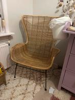 Grote rieten loungestoel met stalen poten, Huis en Inrichting, Stoelen, Ophalen, Gebruikt, Bruin, Riet of Rotan