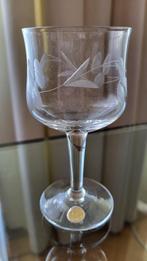 Portglas gegraveerd Belgisch V.D. Hoogte 12 cm doorsnede 5,5, Ophalen of Verzenden