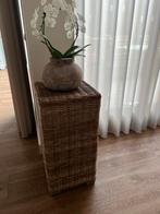 Nieuwe rieten pilaar/tafel, Ophalen, Zo goed als nieuw