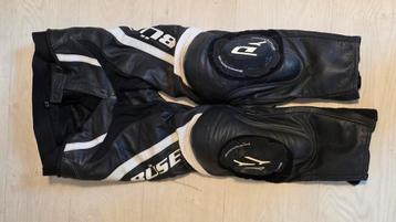 Buse lederen motorpak maat 48 beschikbaar voor biedingen