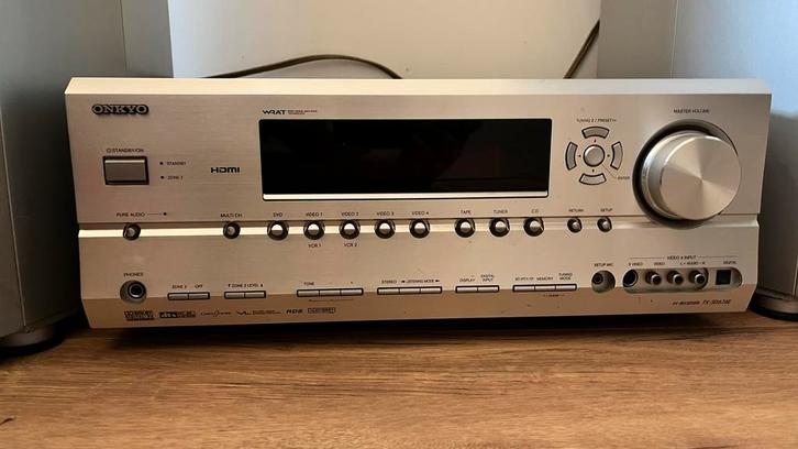Onkyo TX-SR674E Receiver + 2 Quadral Aurum-5 speakers, Audio, Tv en Foto, Versterkers en Receivers, Gebruikt, Stereo, 120 watt of meer