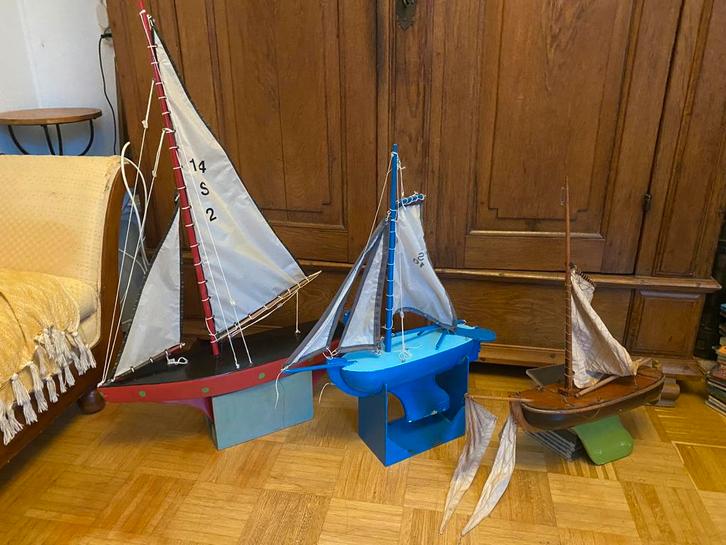 3 zeilbare houten model-zeilboten, Hobby en Vrije tijd, Modelbouw | Boten en Schepen, Ophalen of Verzenden