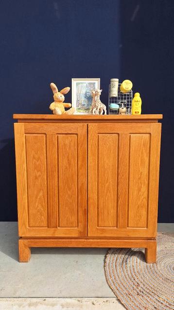 Vintage eiken commode, one of a kind, unieke kast, Deens beschikbaar voor biedingen