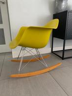 Vitra eames rocking chair / schommelstoel / rar mosterdgeel, Huis en Inrichting, Stoelen, Vitra, -, -, Ophalen of Verzenden