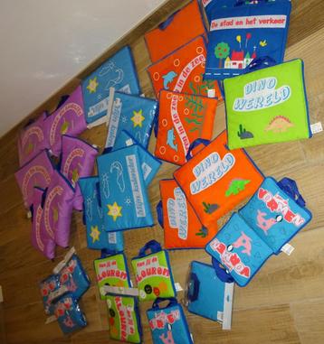 Nieuw Sinterklaas surprise Partijtje 13 stuks stoffen boekje beschikbaar voor biedingen