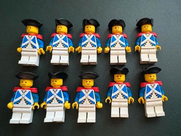 Lego piraten poppetjes imprial soldier- sailor 10 stuks beschikbaar voor biedingen