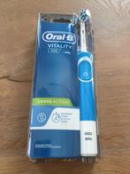 Oral-B Vitality 100 CrossAction, Nieuw, Tandenborstel, Ophalen of Verzenden