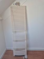 Design radiator wit, inclusief onderblok & thermostaatknop, Doe-het-zelf en Verbouw, Verwarming en Radiatoren, Ophalen, Radiator