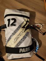 3 Naish Kites en trapeze. Ook perfect voor de beginner., Watersport en Boten, Kitesurfen, Geen board, Ophalen, Gebruikt