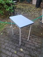 Vintage Tafeltje, Huis en Inrichting, Tafels | Bijzettafels, Overige materialen, Gebruikt, Vintage, 55 tot 75 cm
