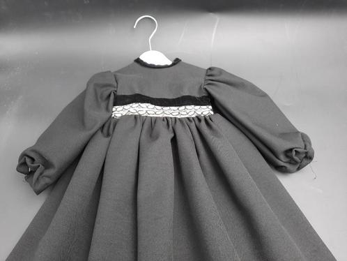oud zwart lang poppenjurk, jaren 50, Antiek en Kunst, Curiosa en Brocante, Ophalen of Verzenden
