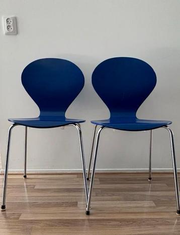 Set van 2 blauwe vlinderstoelen beschikbaar voor biedingen