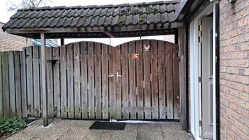 Poorten  beschikbaar voor biedingen
