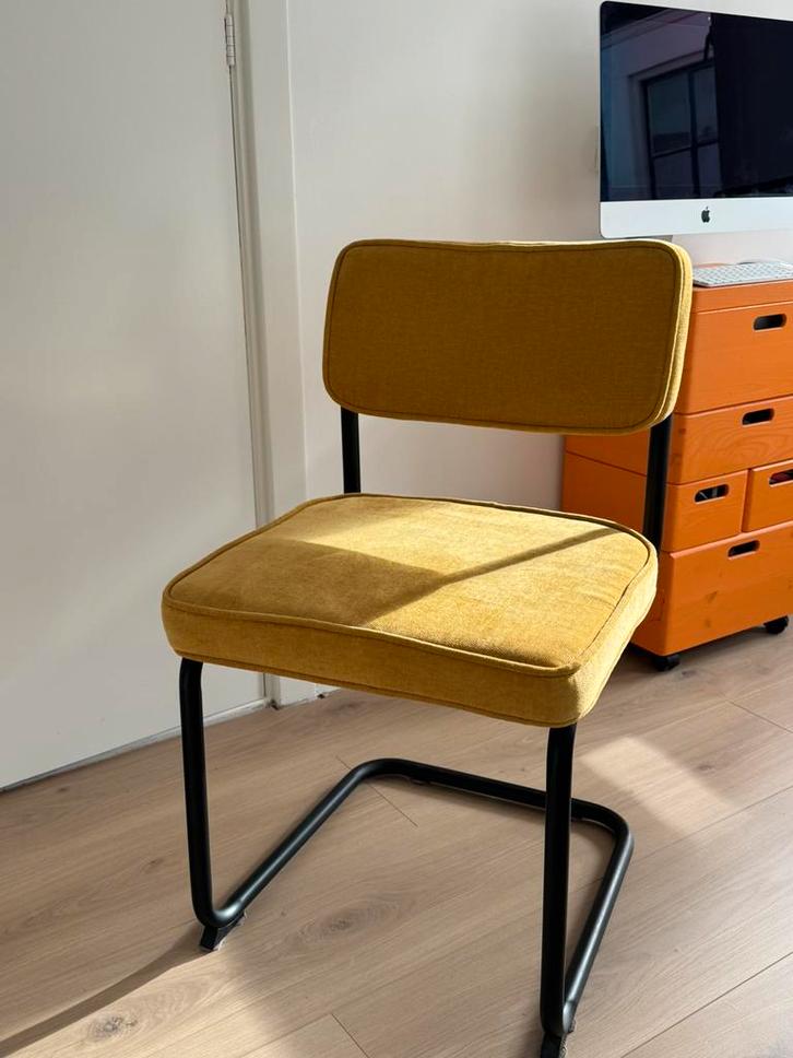 Set van 6 okergele designstoelen, Huis en Inrichting, Stoelen, Zo goed als nieuw, Vijf, Zes of meer stoelen, Stof, Overige kleuren