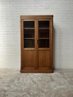 Antieke boekenkast vitrinekast oude vintage kast kleding, Ophalen