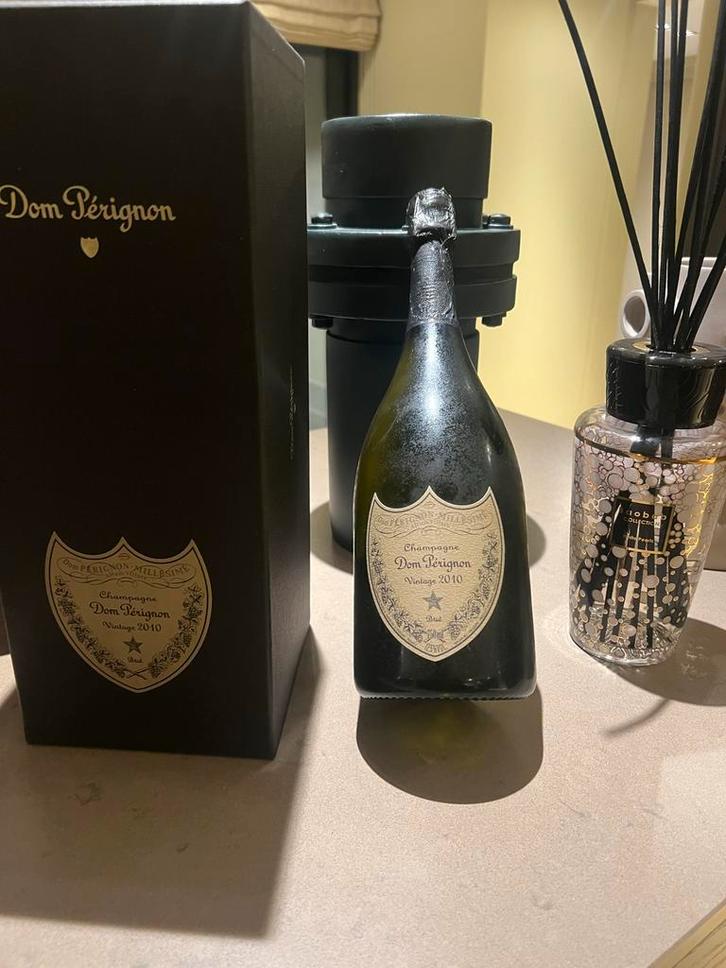Dom Pérignon Vintage 2010 Champagne, Verzamelen, Wijnen, Zo goed als nieuw, Champagne, Frankrijk, Vol, Ophalen of Verzenden