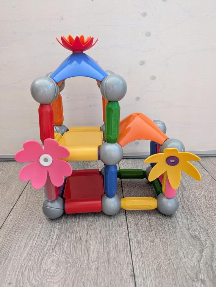 Smartmax Flower Palace + 1 korte staaf extra erbij, Kinderen en Baby's, Speelgoed | Bouwstenen, Gebruikt, Overige merken, Ophalen of Verzenden