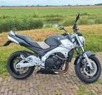 Suzuki gsr 600 naked black 1e eigenaar NWE banden matzwart, 4 cilinders, Particulier, Meer dan 35 kW, 599 cc