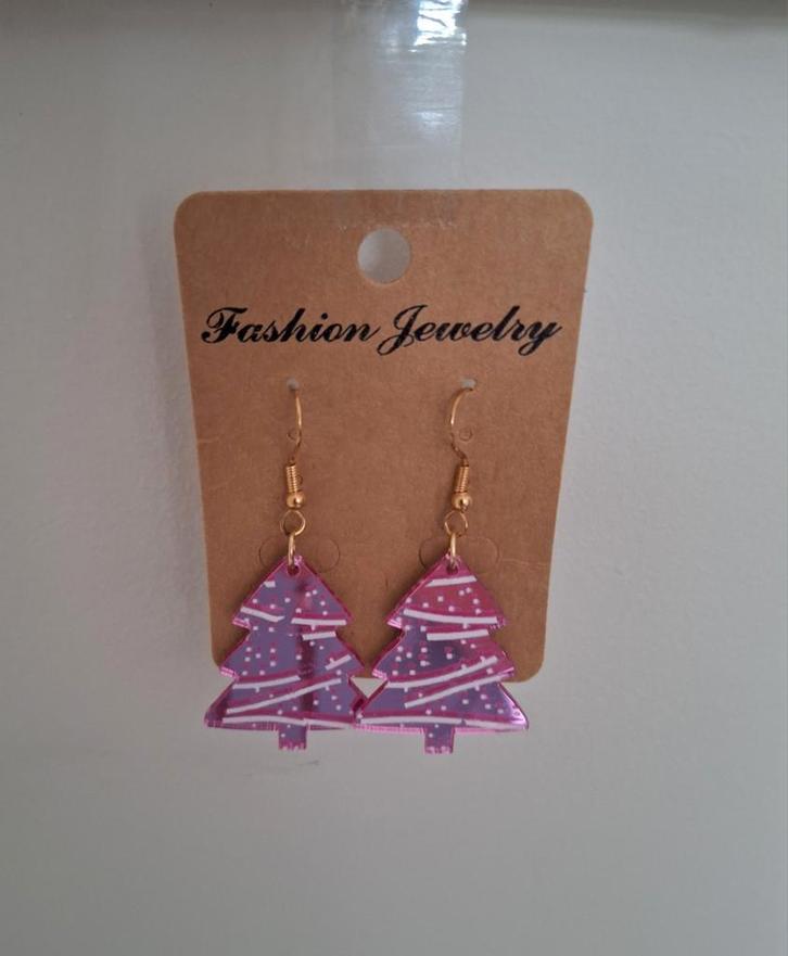Roze kerstboom oorbelletjes van het merk Fashion Jewelry, Sieraden, Tassen en Uiterlijk, Oorbellen, Nieuw, Hangers, Overige materialen