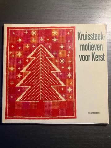Boek kruissteek motieven voor kerst van Cantecleer € 6,50 beschikbaar voor biedingen