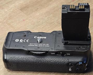 Canon Battery Grip BG-E8 met extra accu beschikbaar voor biedingen