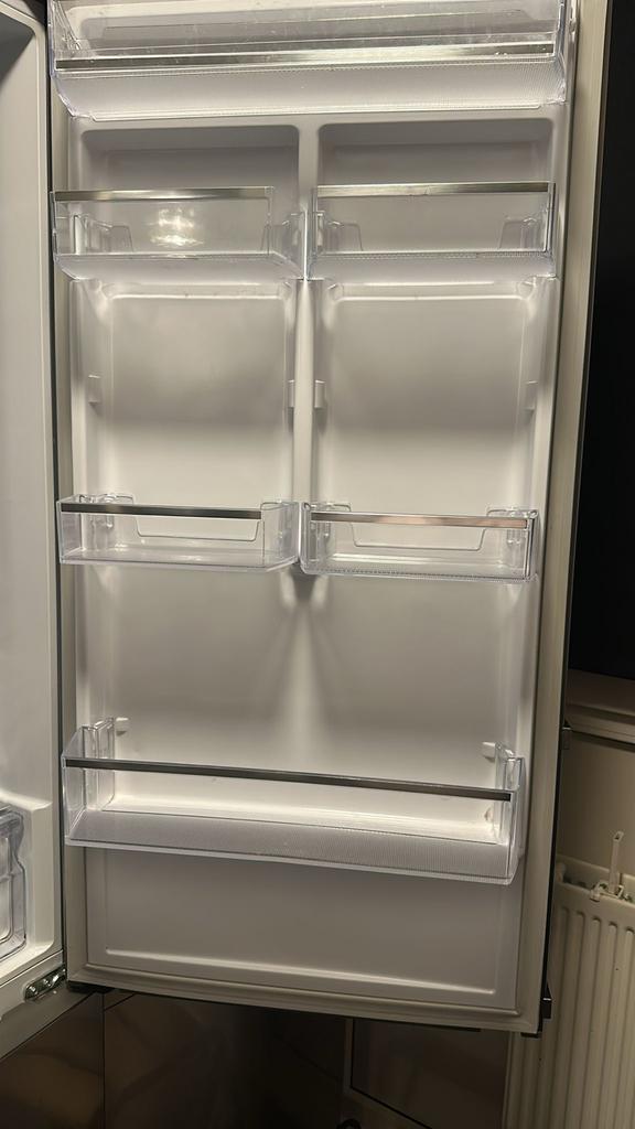 Samsung Koelkast - Ruim en Betrouwbaar!, Witgoed en Apparatuur, Koelkasten en IJskasten, Gebruikt, Met vriesvak, 200 liter of meer
