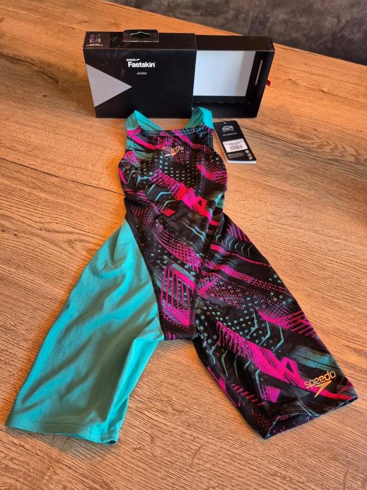 nieuwe Speedo fastskin kneeskin wedstrijd badpak maat 116, Kinderen en Baby's, Kinderkleding | Kinder-zwemkleding, Nieuw, Badpak