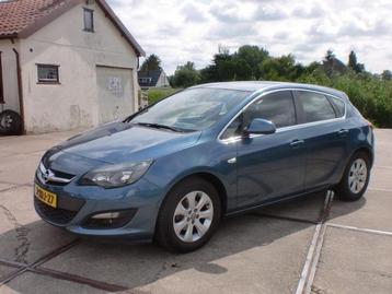 Opel Astra 1.4 TURBO SPORT ECOTEC 88KW 5D BJ2014 LMV AIRCO N beschikbaar voor biedingen