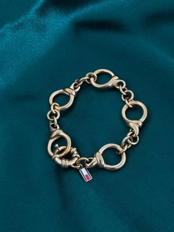 Exclusieve Goudkleurige Tommy Hilfiger Armband – Elegant & M beschikbaar voor biedingen