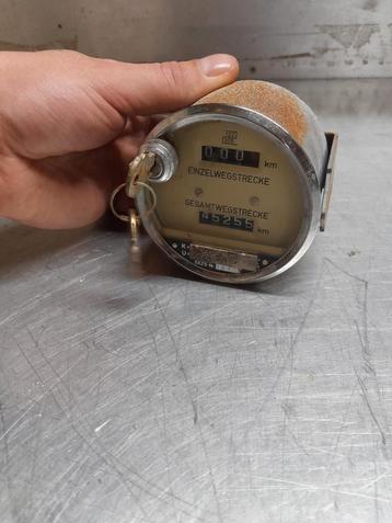 Vintage oude taximeter taxi meter tacho beschikbaar voor biedingen