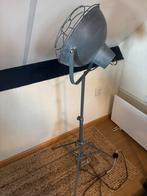 Vloerlamp, Huis en Inrichting, Lampen | Vloerlampen, Ophalen, Gebruikt, Industrueel, 150 tot 200 cm
