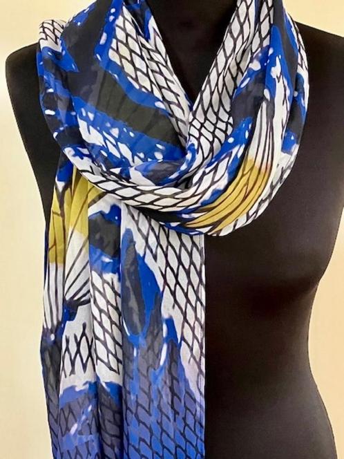Mooie Lizzy & Coco sjaal, Kleding | Dames, Mutsen, Sjaals en Handschoenen, Zo goed als nieuw, Sjaal, Maat 46/48 (XL) of groter