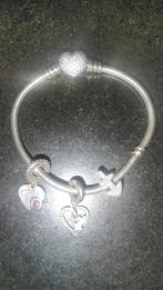 Pandora armband 17 cm incl 3 bedels, Sieraden, Tassen en Uiterlijk, Armbanden, Ophalen of Verzenden, Zo goed als nieuw, Zilver