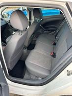 Seat Ibiza 1.4 63KW 2011 Wit, Auto's, Seat, Voorwielaandrijving, 4 cilinders, Handgeschakeld, 1000 kg