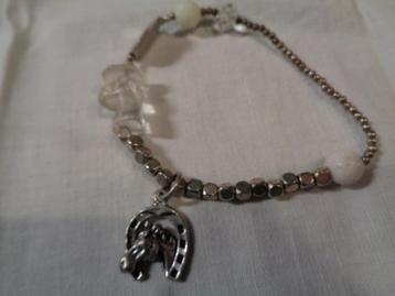 hoefijzer met paarden hoofd en bergkristal nr arm 917 beschikbaar voor biedingen