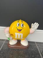 M&M dispenser zwaaiende gele hand, Verzenden, Zo goed als nieuw