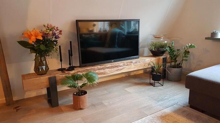 Op gewenste maat! - Gave televisiemeubel! Eikenhouten biels, Tuin en Terras, Tuinbanken, Nieuw, Hout, Ophalen