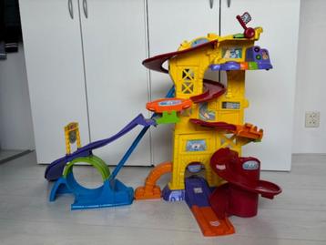 Toet toet stuntbaan (200562) beschikbaar voor biedingen