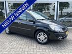 Renault Scénic 2.0-16V Tech Line Schuif-kanteldak / Trekhaa, Auto's, Renault, 1998 cc, 135 pk, 4 cilinders, Zwart