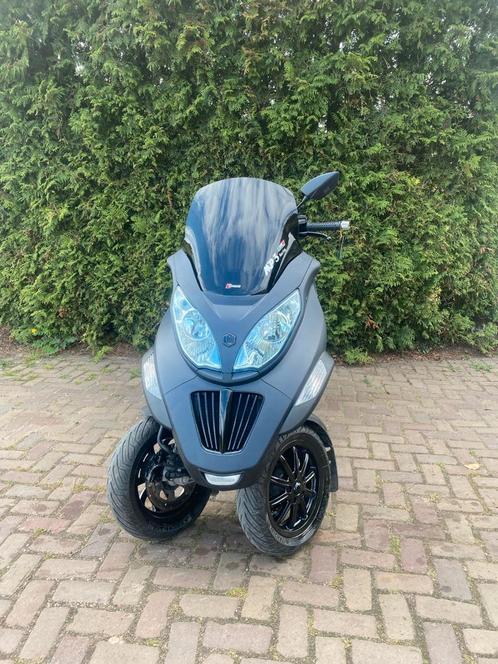 Custom Piaggio MP3 - 2010 - 400cc - Akrapovic - rijbewijs B, Fietsen en Brommers, Brommers | Vespa, Zo goed als nieuw, Overige modellen